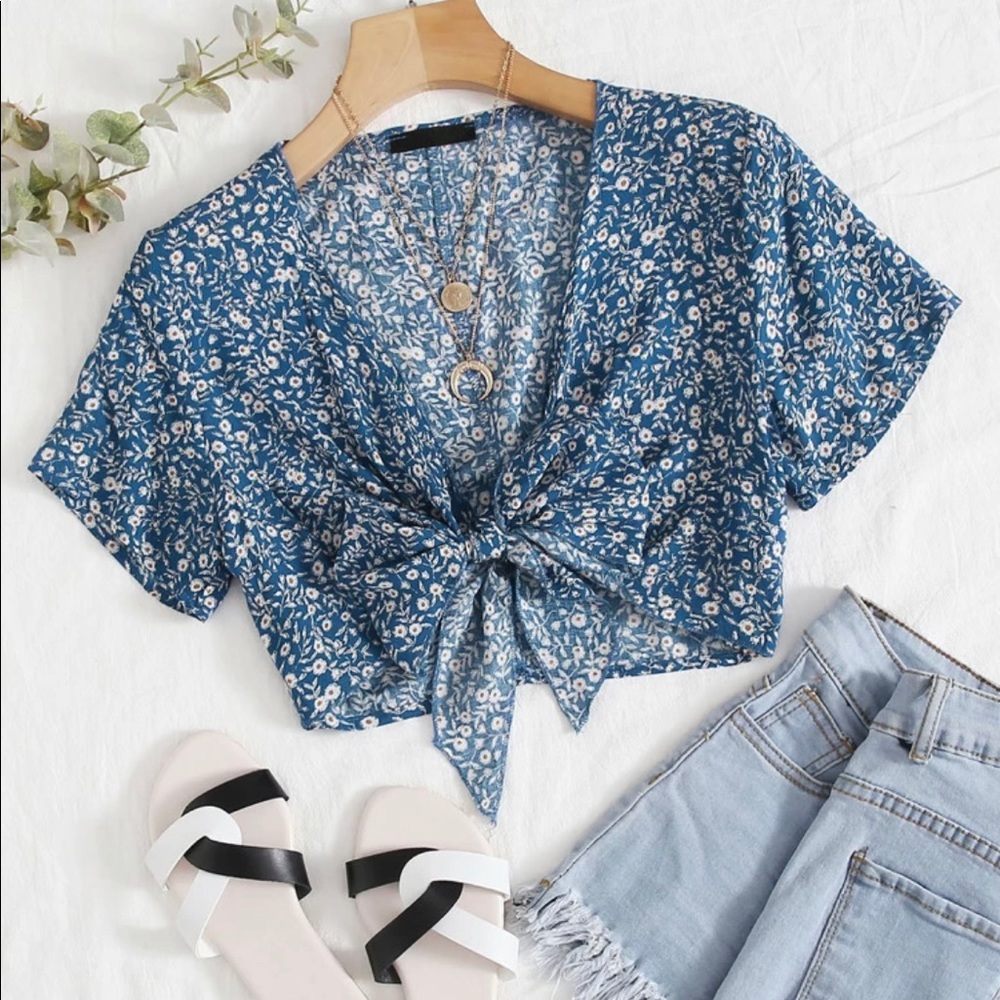 Tie front crop top